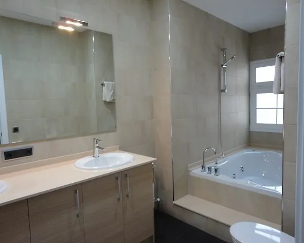 Apartamentos Alos Barcelone Hotel